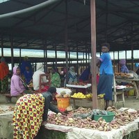 Abarema isoko rya rusomo babura aho bihagarika bigatuma bajya kubikorera mu gishanga cyegereye iryo soko